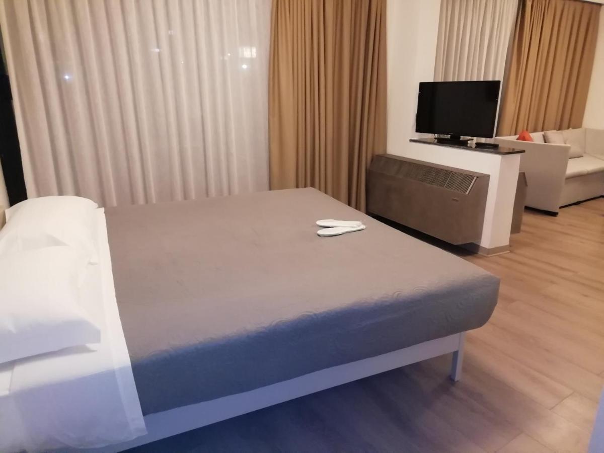 Alba Hotel Bagian luar foto