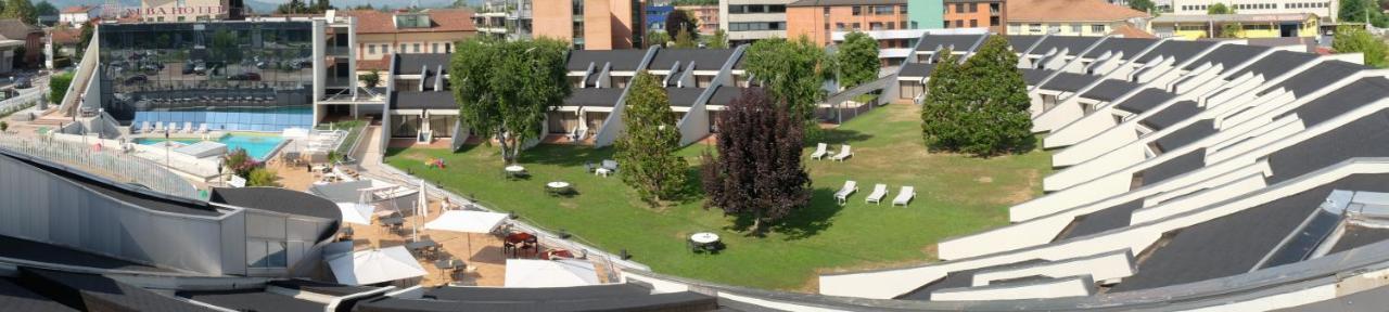 Alba Hotel Bagian luar foto
