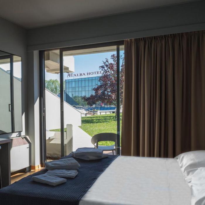 Alba Hotel Bagian luar foto